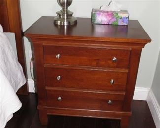 $125.00, Thomasville bedside table VG condition 28"W x 29"T