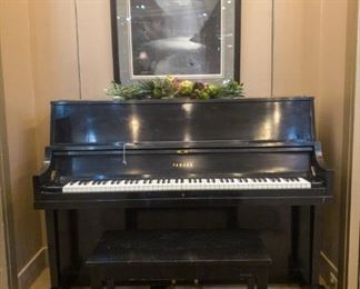 Yamaha P2 ebony black studio console piano, wonderful tone!