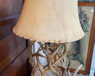 another view of the antler and rawhide lamp
