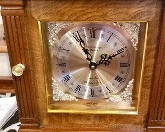 Strausbourg Manor Quartz Mantel Clock - $45