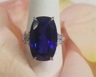 Beautiful Emerald Cut Tanzanite and Diamond 18K White Gold Ring
