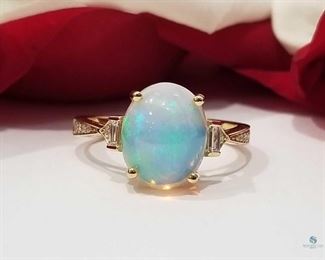 Ethiopian Opal and Diamond 18K Yellow Gold Ring