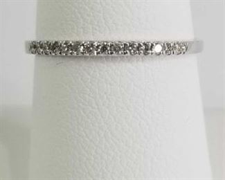 Delicate Diamond 18K White Gold Ring
