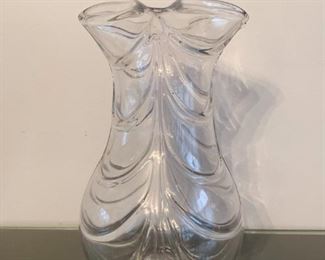 LOT #158 - $85 - Vintage Hawkes Art Glass Vase