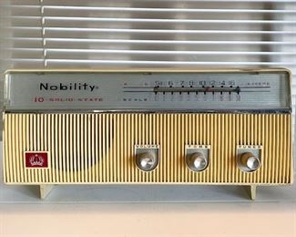 Vintage Nobility 10 Solid State Radio