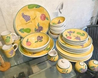 Hand-Painted Dishes / Dinnerware (Yellow, Fruits)