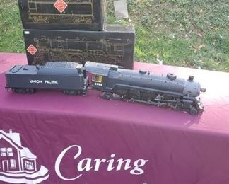 Model train estate sales cheap