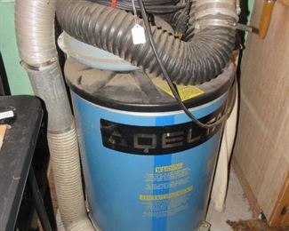 Delta dust collector
