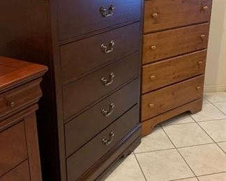 5-Drawer Dresser x 2