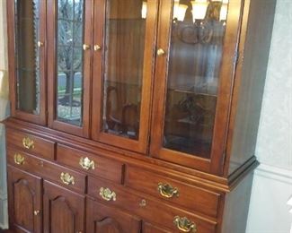 Henkel Harris China/buffet cabinet