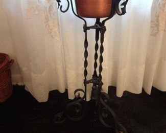 VINTAGE WROUGHT IRON PLANT STAND WITH COPPER POT