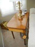 Antique cherry & tiger maple Sheraton card table, late 18th century