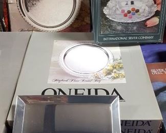 New in the box Oneida silver plate