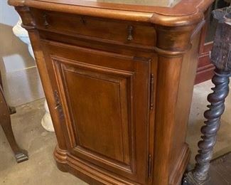 $295 - curio cabinet - call or text for new updated price
