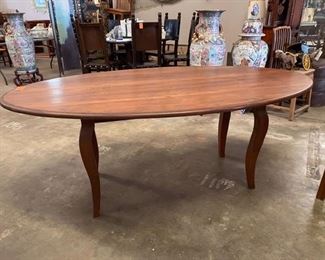 $495 Oval table - call or text for new updated discount price 