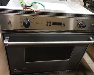 $2,200.00
Viking Range 36” x 27”x 36”
Gas 2004