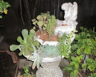 fountain w/ custom plants