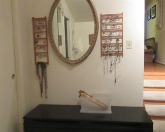 storage chest , mirror