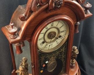 ANTIQUE NEW HAVEN CLOCK W KEY &