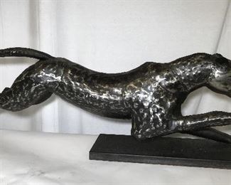 Metal Sprinting Cheetah Sculpture