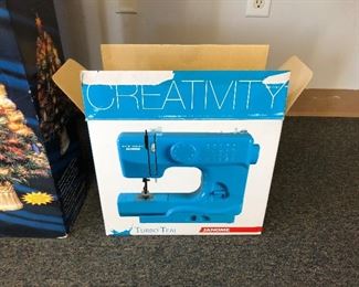 Janome sewing machine - portable - like new