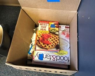 Cooking pamphlets & calendars