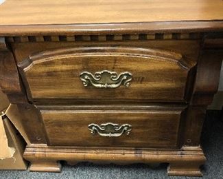 Additional end table