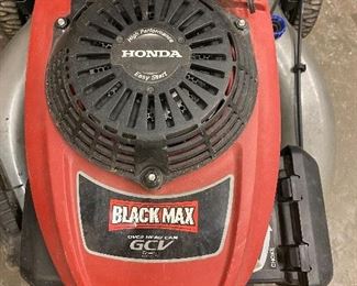 Black Maxx push mower