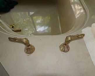Sherle Wagner tub deck mount "Swan" gold tub spout and matching Swan lever tub faucets