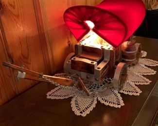 Pull Chain Vintage Covered Wagon Lamp