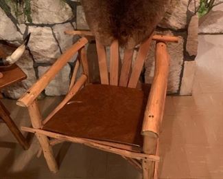 Western Style Chair and Table Set