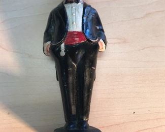 Dashboard Mason Figurine with magnet.