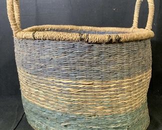 Colored Straw Basket Bag