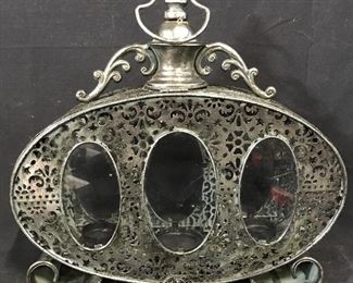 Metal Carriage Candle Holder