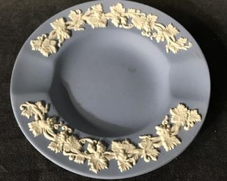 WEDGWOOD Porcelain Trinket dish / Ash Tray