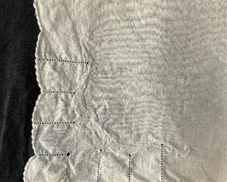 Set 12 Vintage Embroidered Linens