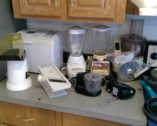 Kitchen small appliances