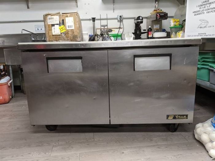 True Refrigerated Prep Table TSSU-60-16