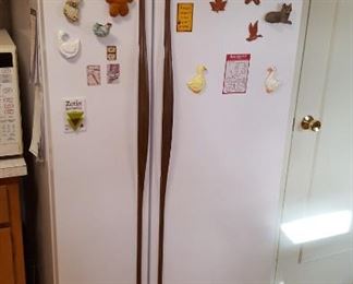 Side by side refrigerator 1 hundred dollars
