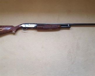 Winchester 20 gauge shotgun near mint condition