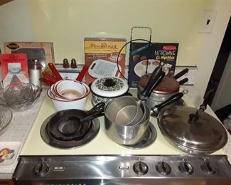 Vintage cast iron pots and pans enamel pots and pans