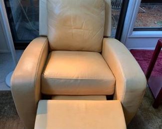 111 Leather Kick Back Recliner