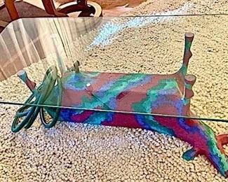 001Contemporary Conceptual Coffee Table