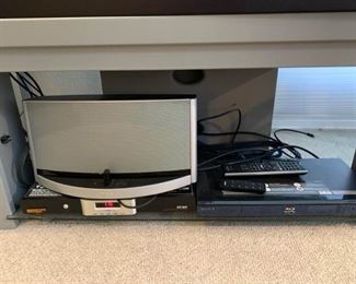 113 Bose SoundDock 10 Bluetooth Digital Music System