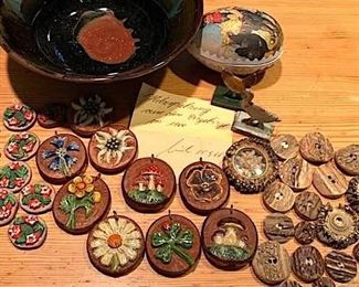 189 Vintage German Horn Buttons  Wood Pendants