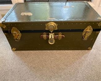 206 National Vulcanized Fibre Co Antique Steamer Trunk