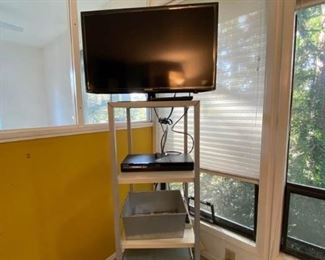 07 Samsung TV, Bluray Player and Stand