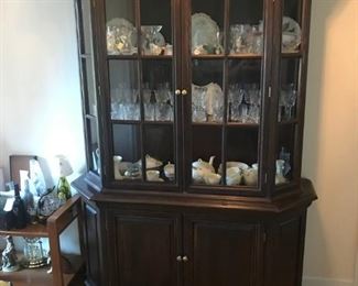 Display Hutch $ 248.00