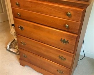 Dresser $ 90.00
