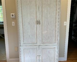 Vintage Henredon Charisma Collection Wardrobe Armoire, Seashell Finish $250